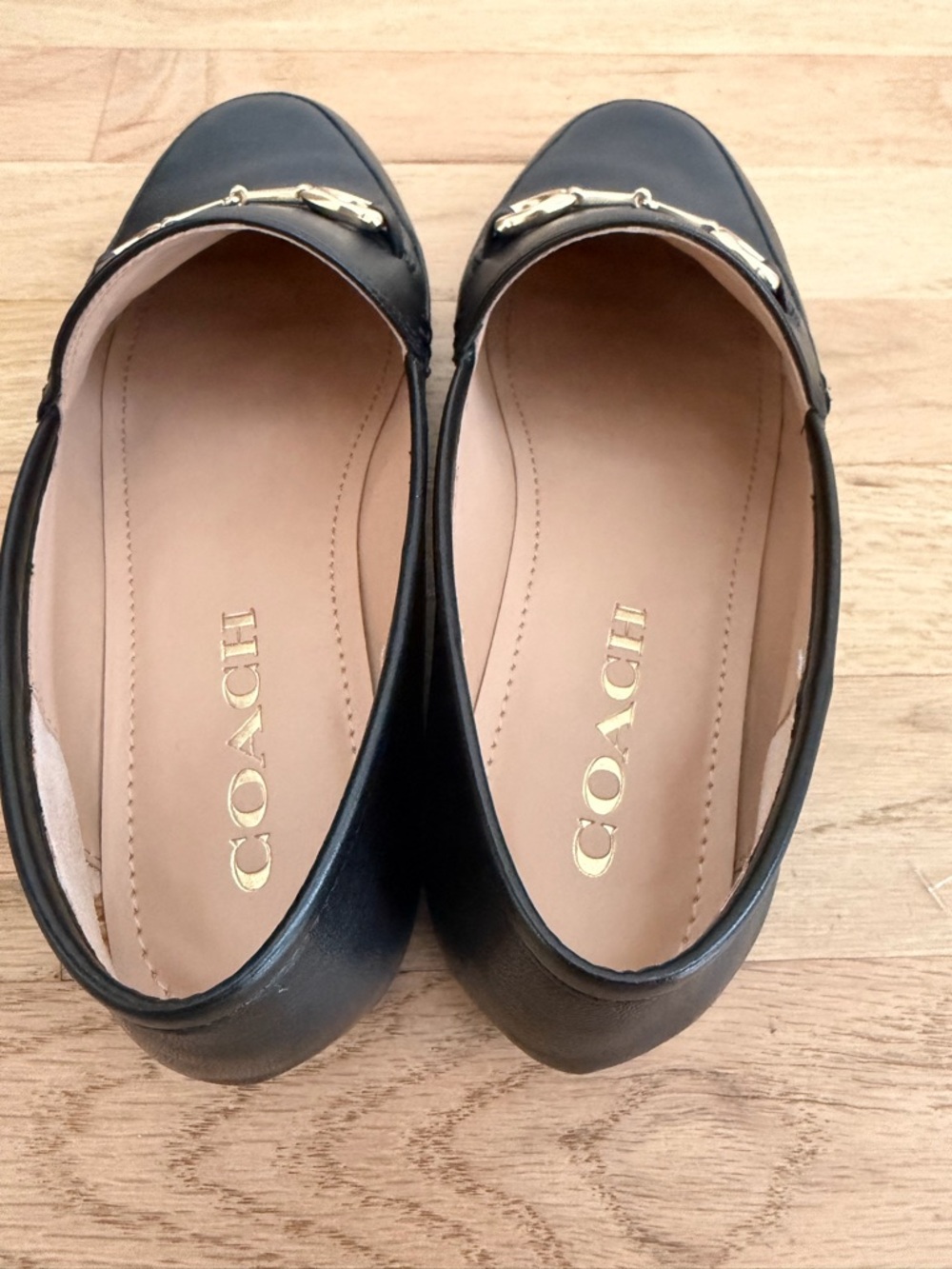 Coach Haley Black Leather Loafer with Gold Horsebit Size 6 - Picture 6 of 8